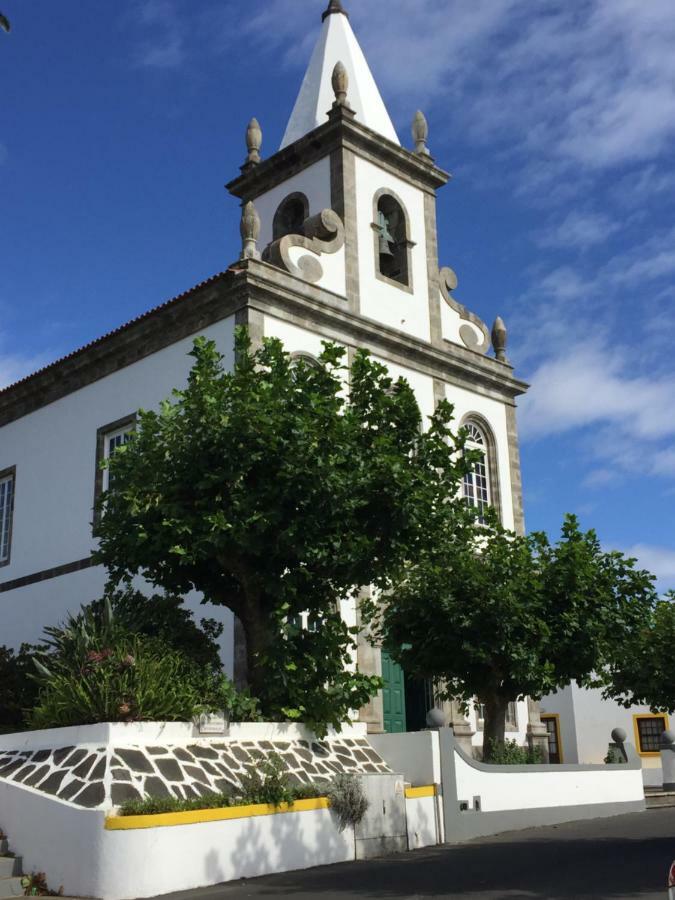 Гостевой дом Casa Do Pedro E Da Marina Lomba  Экстерьер фото